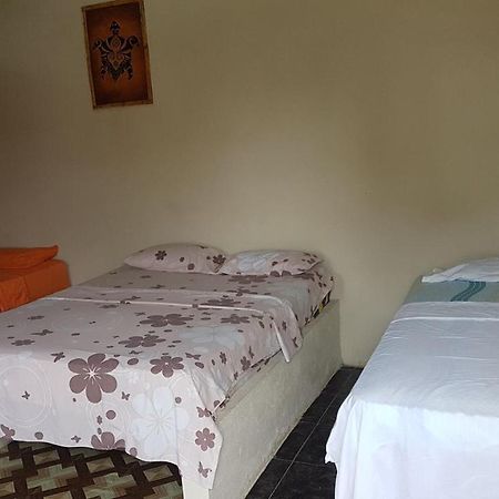 Montanita Garden Hostal Exterior photo