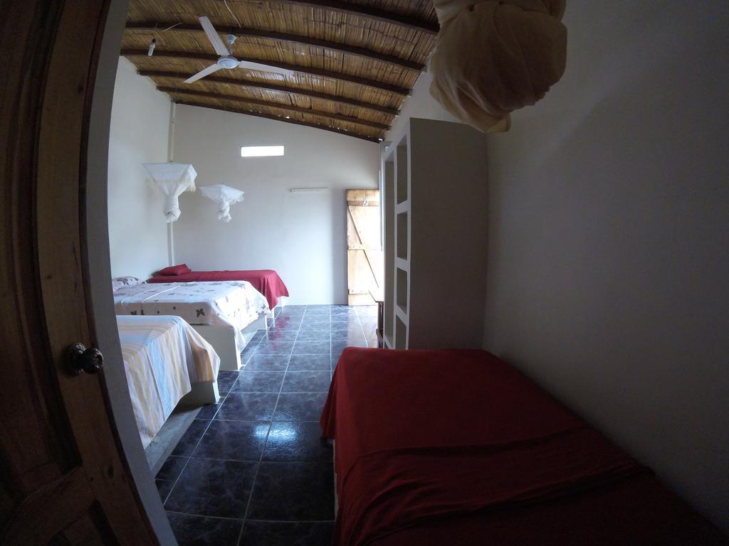 Montanita Garden Hostal Exterior photo